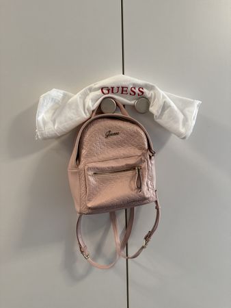 Guess Rucksack Damenhandtasche Rosé Gold neuwertig