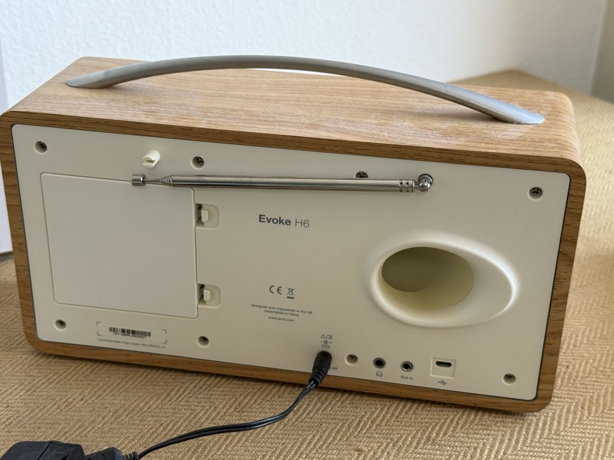 Radios: PURE Evoke H6 Digitalradio DAB+ mit Bluetooth  – D'occasion à Konolfingen par petzipetz 2