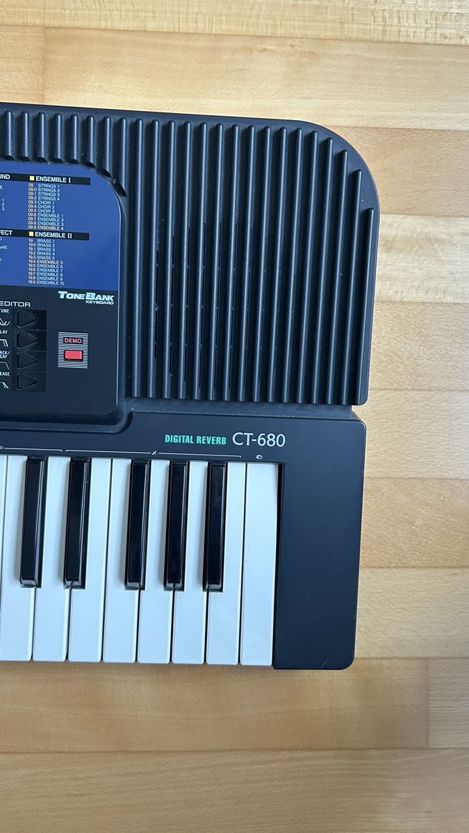 Casio Strumenti musicali: Keyboard Casio CT-680 – Usato da Rütihof venduto da serouni5406 3