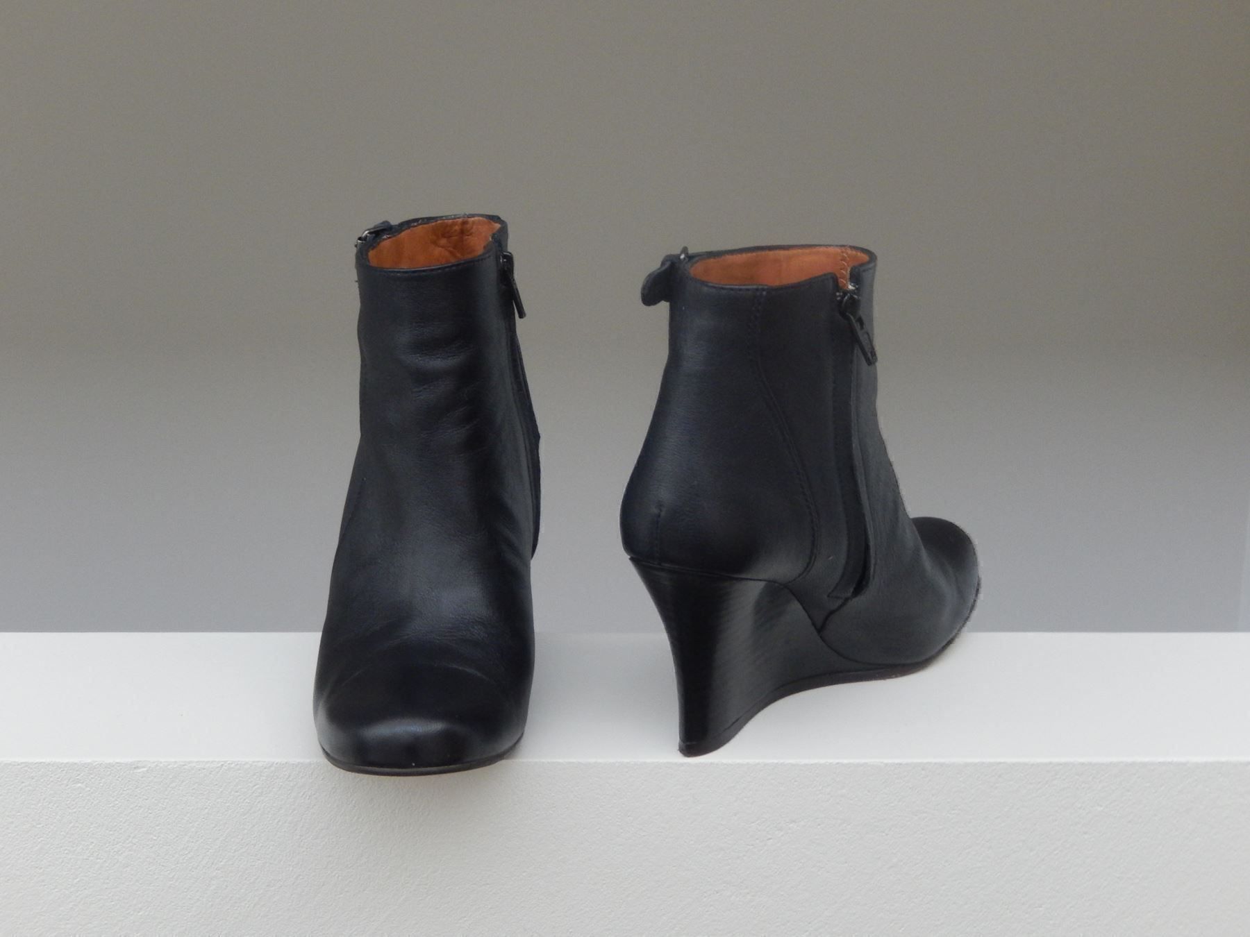 Lanvin Scarpe da donna: Orig. LANVIN  Ankle Boots Gr. 38 navy – Usato da Tuggen venduto da vivira 3