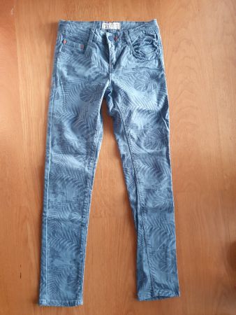NEU Hose Gr. 132-138
