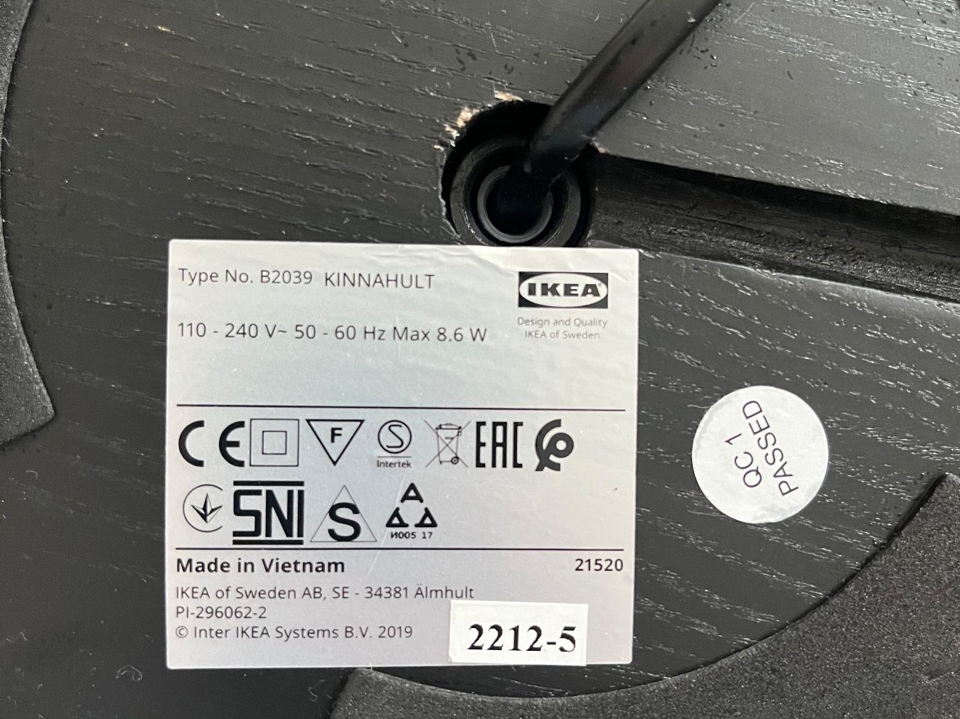 Ikea Lampade: Nachttischlampe, Ikea, schwarz, Holz – Usato da Zürich venduto da ale_6dmr 2