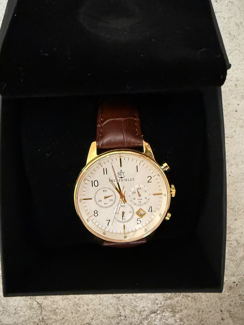 Orologi: Uhr - New York Incredibles – Nuovo e nell'imballaggio originale da Freienbach venduto da Mariadlgg 2