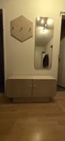 Garderobe mit Spiegel und Ablage