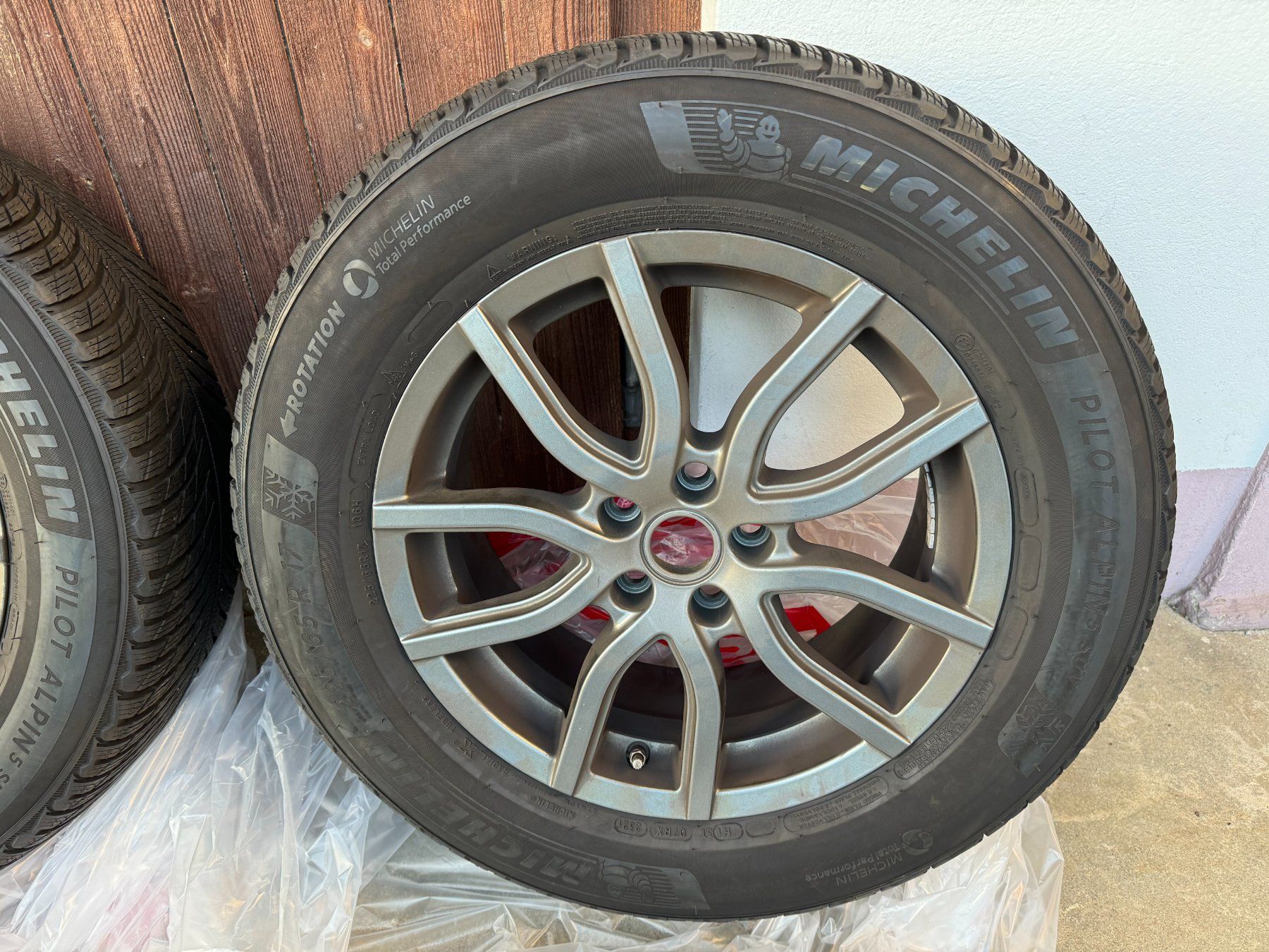 Land Rover Cerchioni: Range Rover Evoque Original Winterräder 7x17 ET45 – Usato da Grenchen venduto da pjfox 3