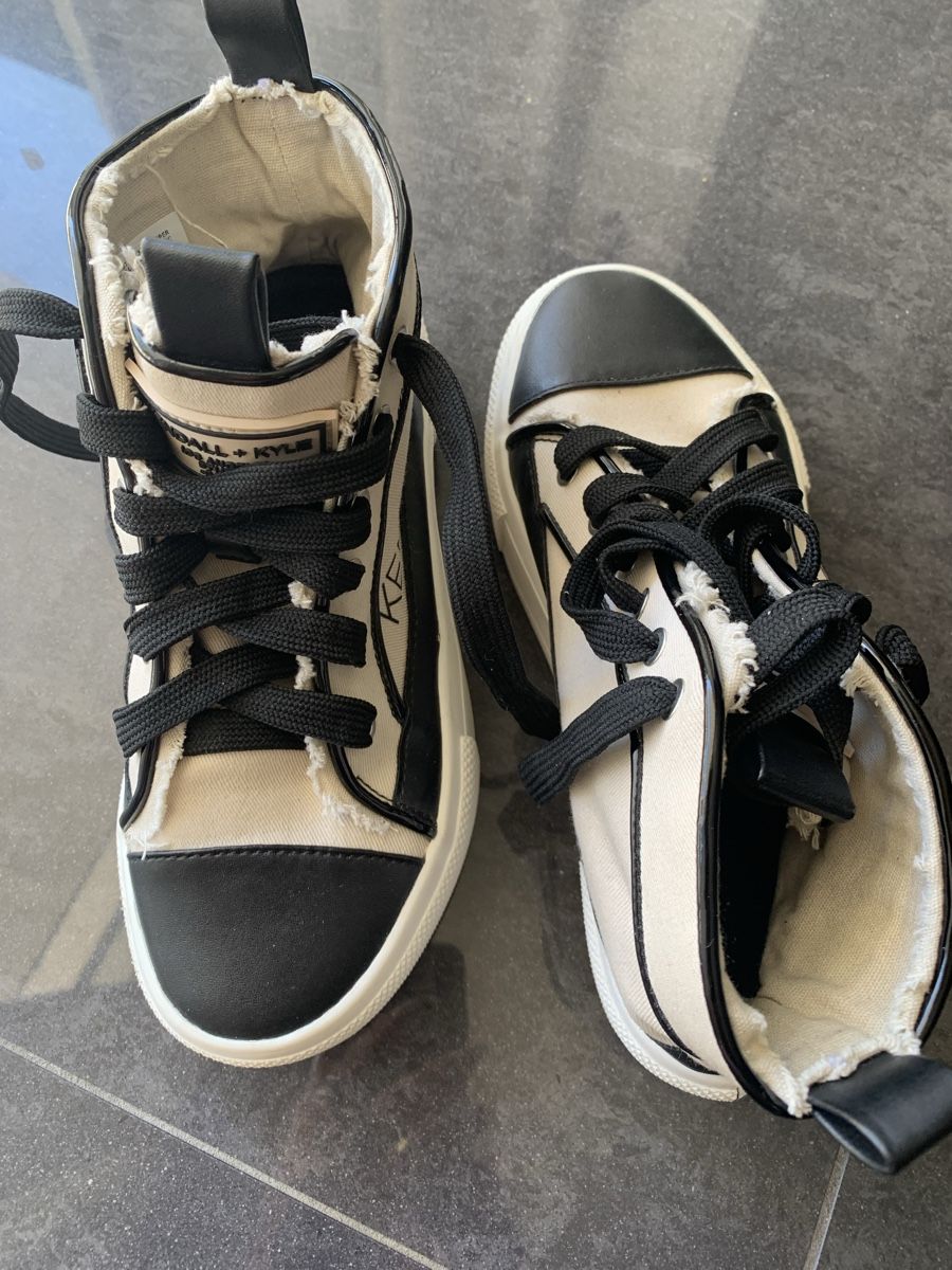Scarpe da donna: Kendall + Kylie Turnschuhe – Usato da Bergdietikon venduto da zor_856j 7