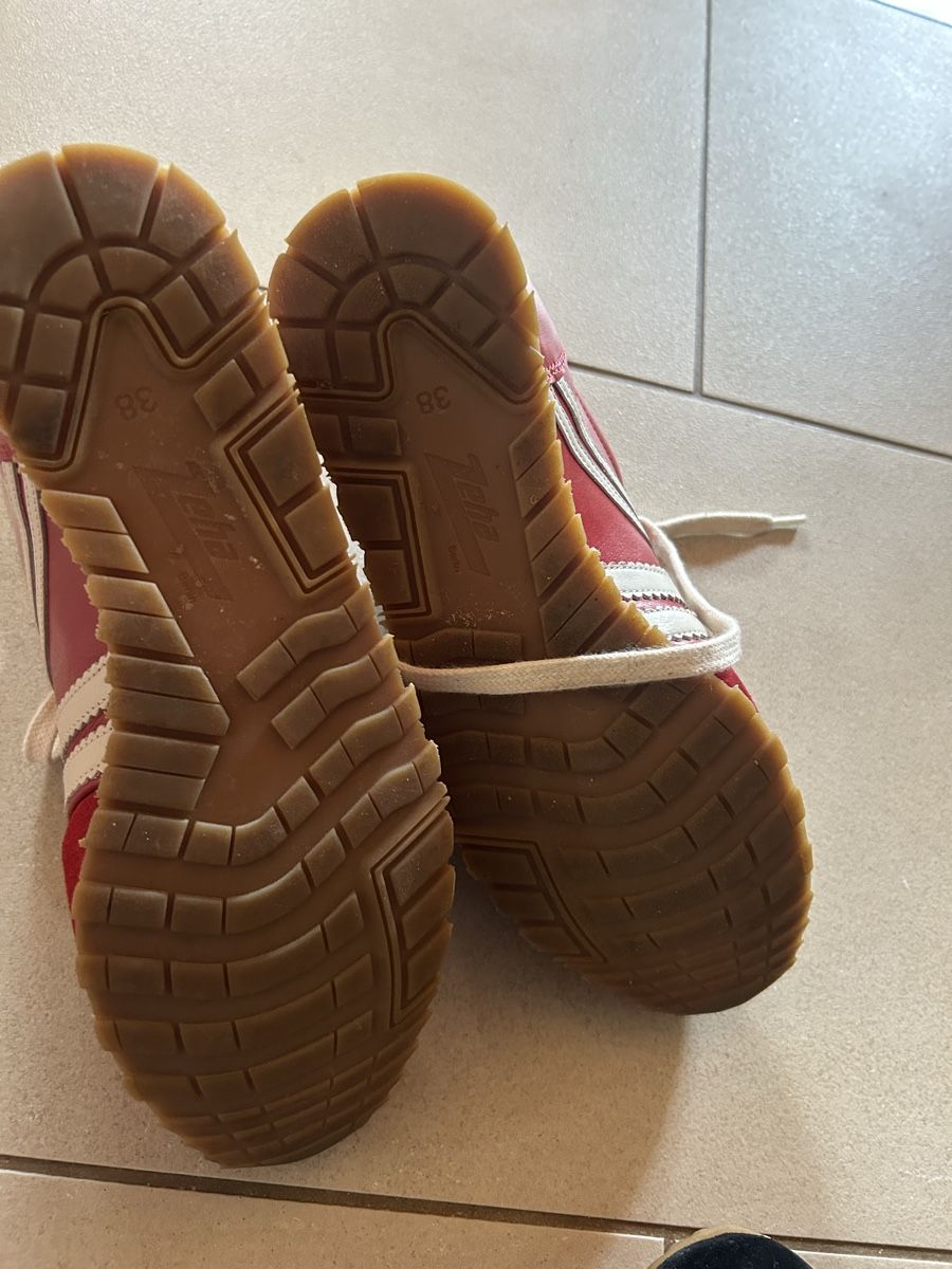 Scarpe da donna: Zeha Berlin Sneaker Gr 38 – Usato da Aegerten venduto da CeliKo 2
