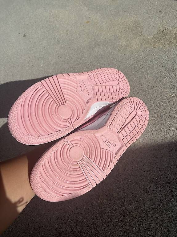 Scarpe da donna: NIKE DUNK LOW IN ROSA-WEISS – Usato da Seftigen venduto da noe_5vrp 2