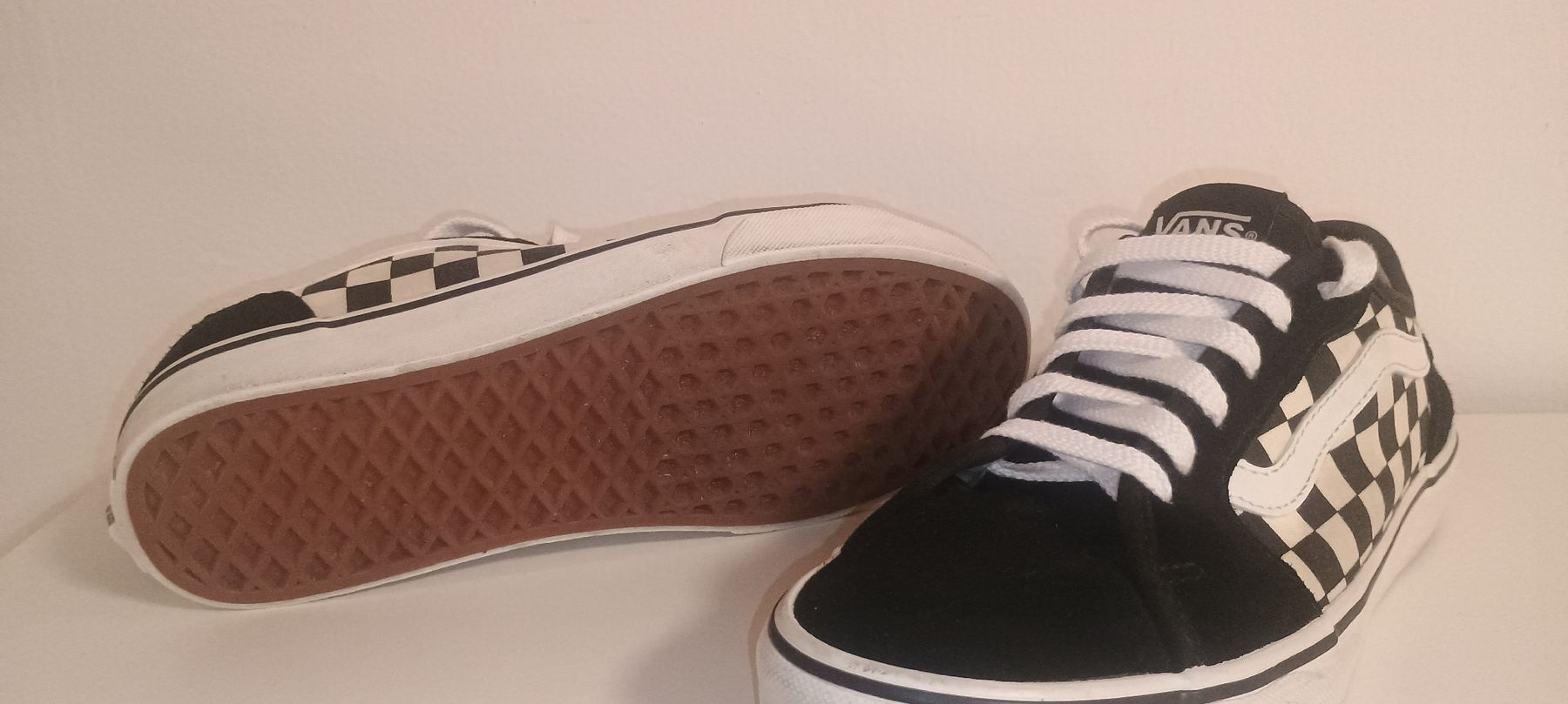 Scarpe da uomo: Vans Sneaker Ward Checkered schwarz weiss gr40 – Usato da Tägerig venduto da mig_lrs5 3