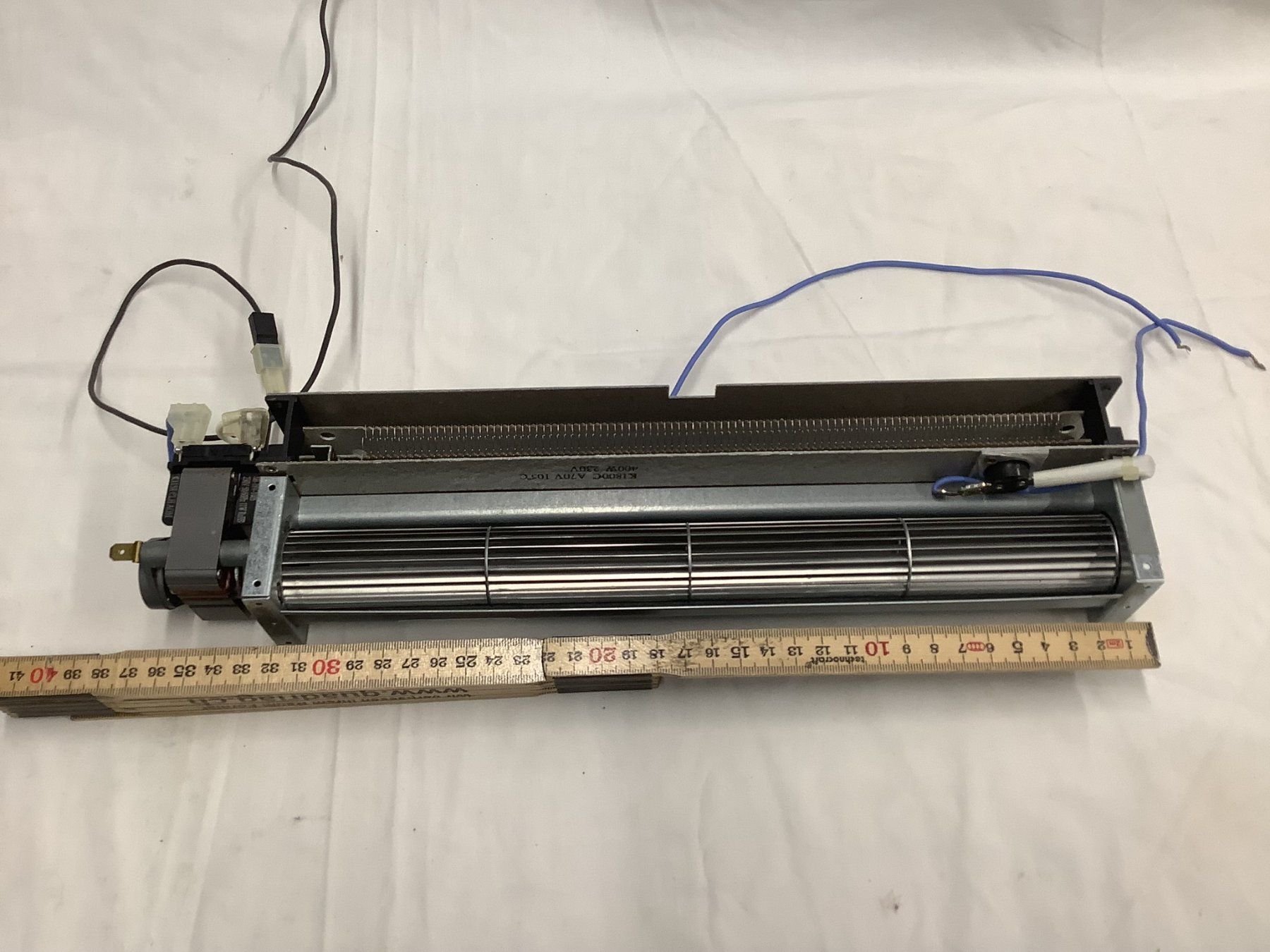 Radiatori: QUERSTROMGEBLÄSE MIT 400W HEIZUNG – Usato da Glarus venduto da Mdelphi 1