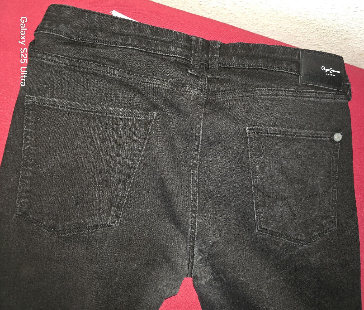 Jeans: Jeans Pepe Jeans, noir, taille 36/32 – Usato da Genève venduto da Kamajan 3