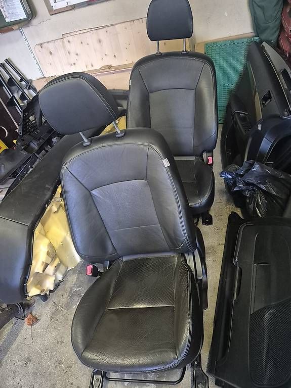 Tutti pezzi di ricambio auto: Mitsubishi Lancer Ralliart Sitze – Usato da Döttingen venduto da alfisti124 1