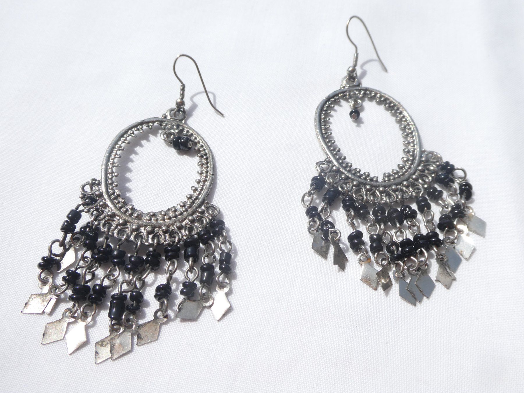 Orecchini pendenti & Orecchini a lobo: Grosse Vintage Ohrhänger, Oriental Style, Modeschmuck – Usato da Gattikon venduto da kaandooh
