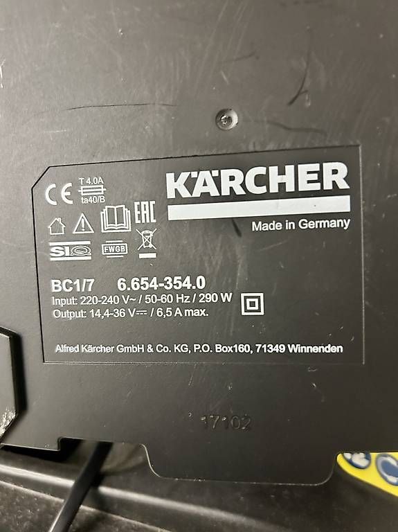 Aspirapolveri & Accessori: KÄRCHER Rücken-Staubsauger – Usato da Rothenburg venduto da Jack512 2