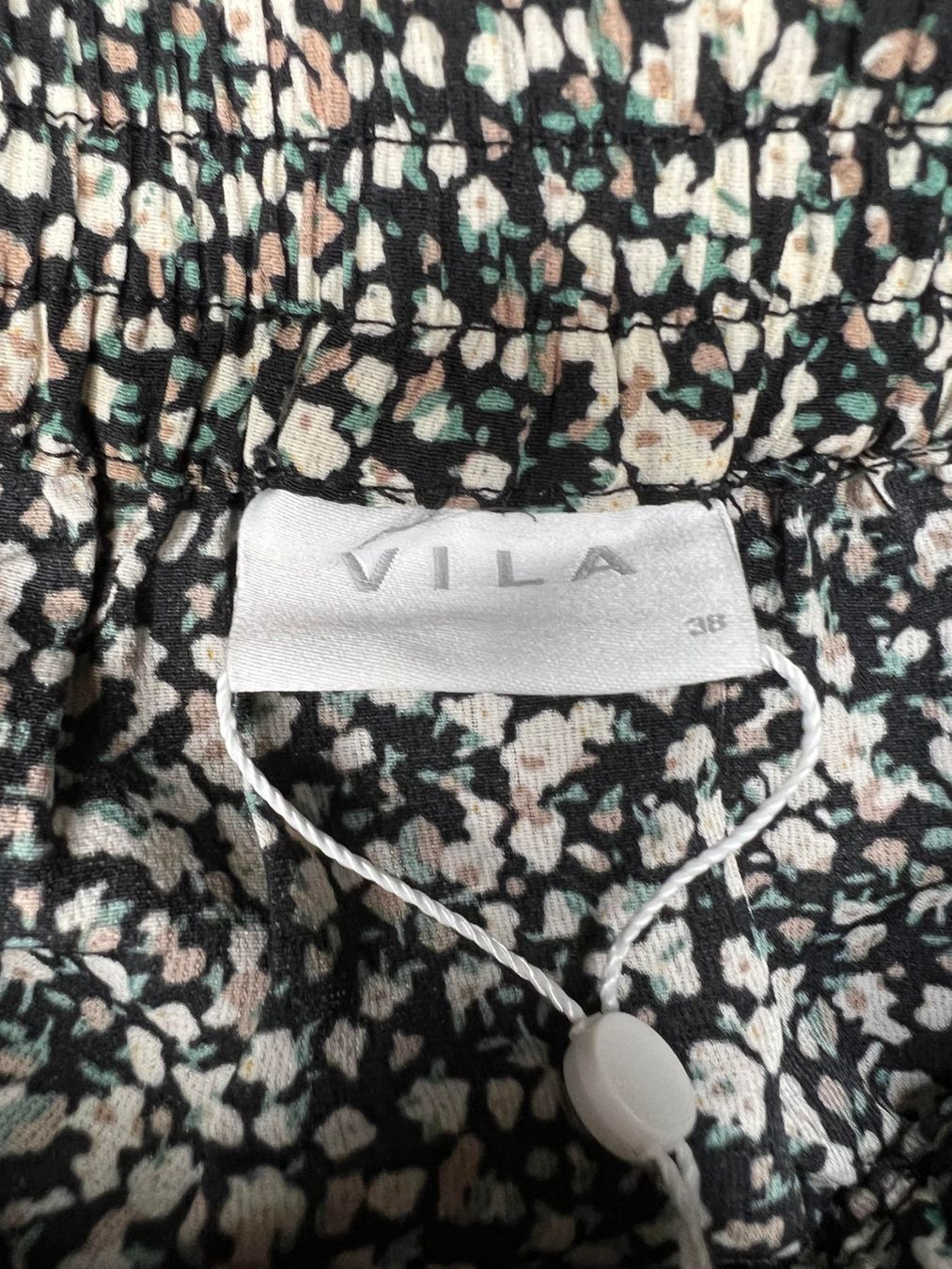 Vila Röcke: Neuer Rock Vila Grösse 36 – Gebraucht aus Riehen von edu_92w7 5