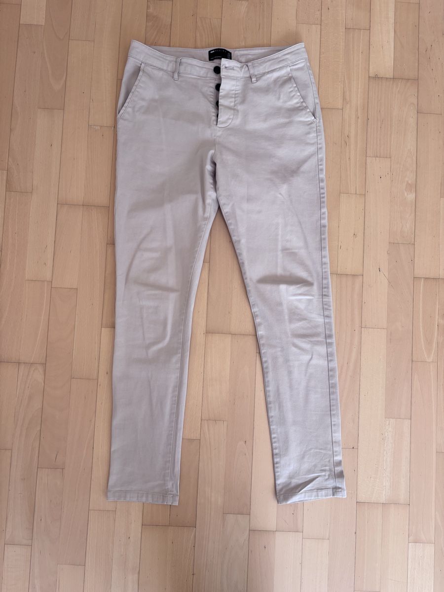 Asos Pantaloni: ASOS Design Chinos, W33 L34, Beige – Nuovo (secondo la descrizione) da Zürich venduto da Grothschild
