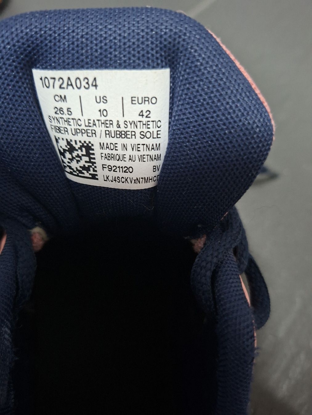 Scarpe da uomo: Hallenschuhe Asics, Grösse 42 – Usato da Rain venduto da pri_k9km 1