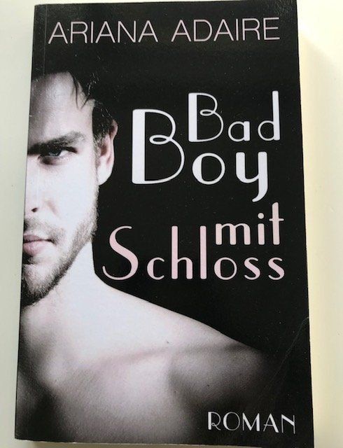 Libri: Bad Boy mit Schloss von Ariana Adaire – Usato da Zürich venduto da popcorn67