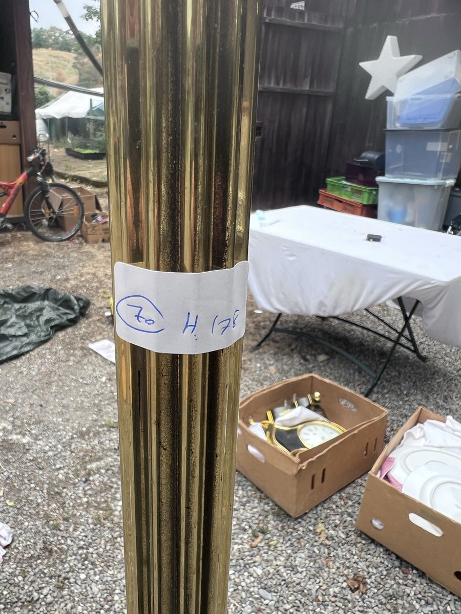 Sonstige Dekorationen & Accessoires: Garderobenständer Messing antik (70) – Gebraucht aus Glattfelden von maa_qcj8 6