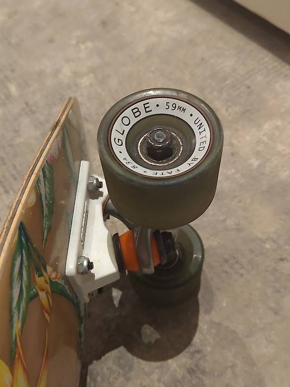 Skateboards: Planche de skate  – Gebraucht aus Lausanne von Auree_D 1