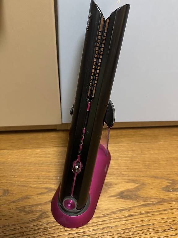 Dyson Piastre & Arricciacapelli: Dyson Piastra – Usato da lugano venduto da xen_q9zz 1