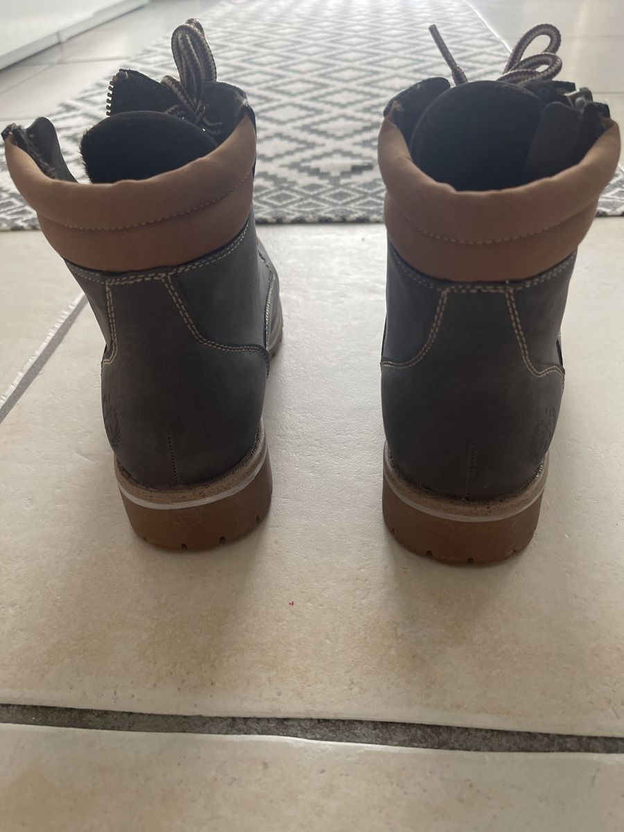 Damenschuhe: Pesaro kurze Stiefelette 39 – Gebraucht aus Adliswil von JadrankaR 3