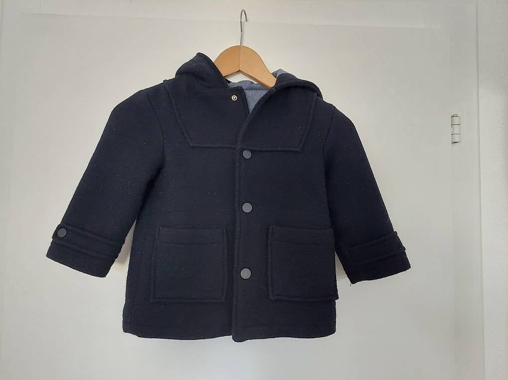 Zara Jacken & Mäntel: Wollmantel mit Kapuze navy 104 – Gebraucht aus Zürich von Taxista