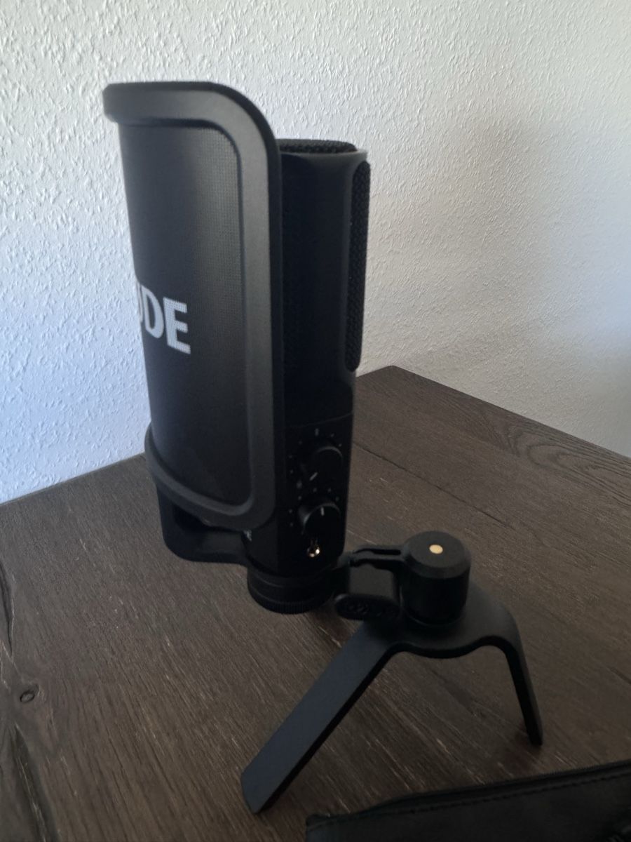 Røde Mikrofone: RØDE NT-USB USB-Kondensatormikrofon – Neu (gemäss Beschreibung) aus Reinach BL von 03a_8x28 2