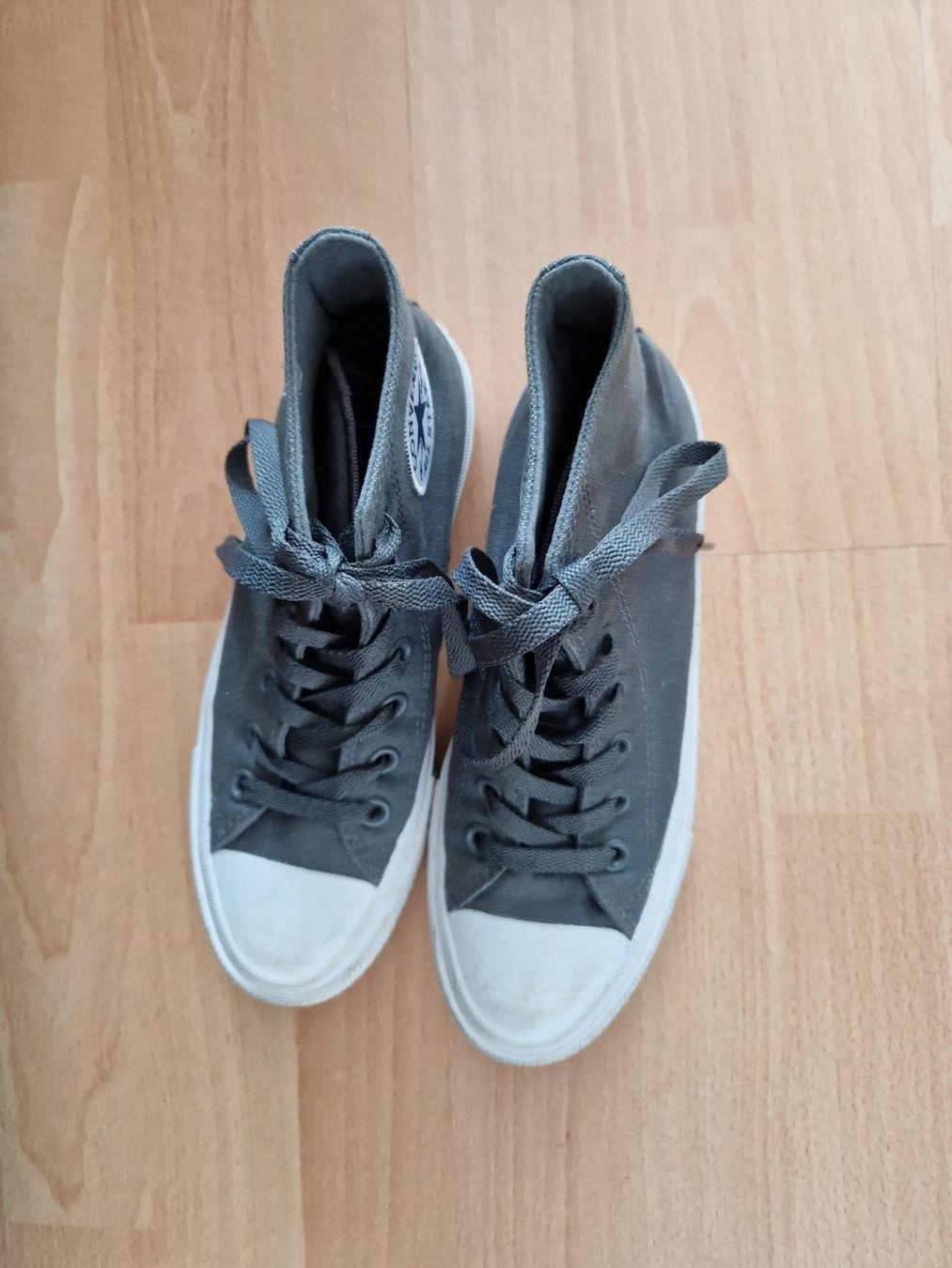 Converse Scarpe da uomo: Converse Chuck Taylor All Star High Grau Gr. 37 – Usato da Neuhausen am Rheinfall venduto da Alchimista 2
