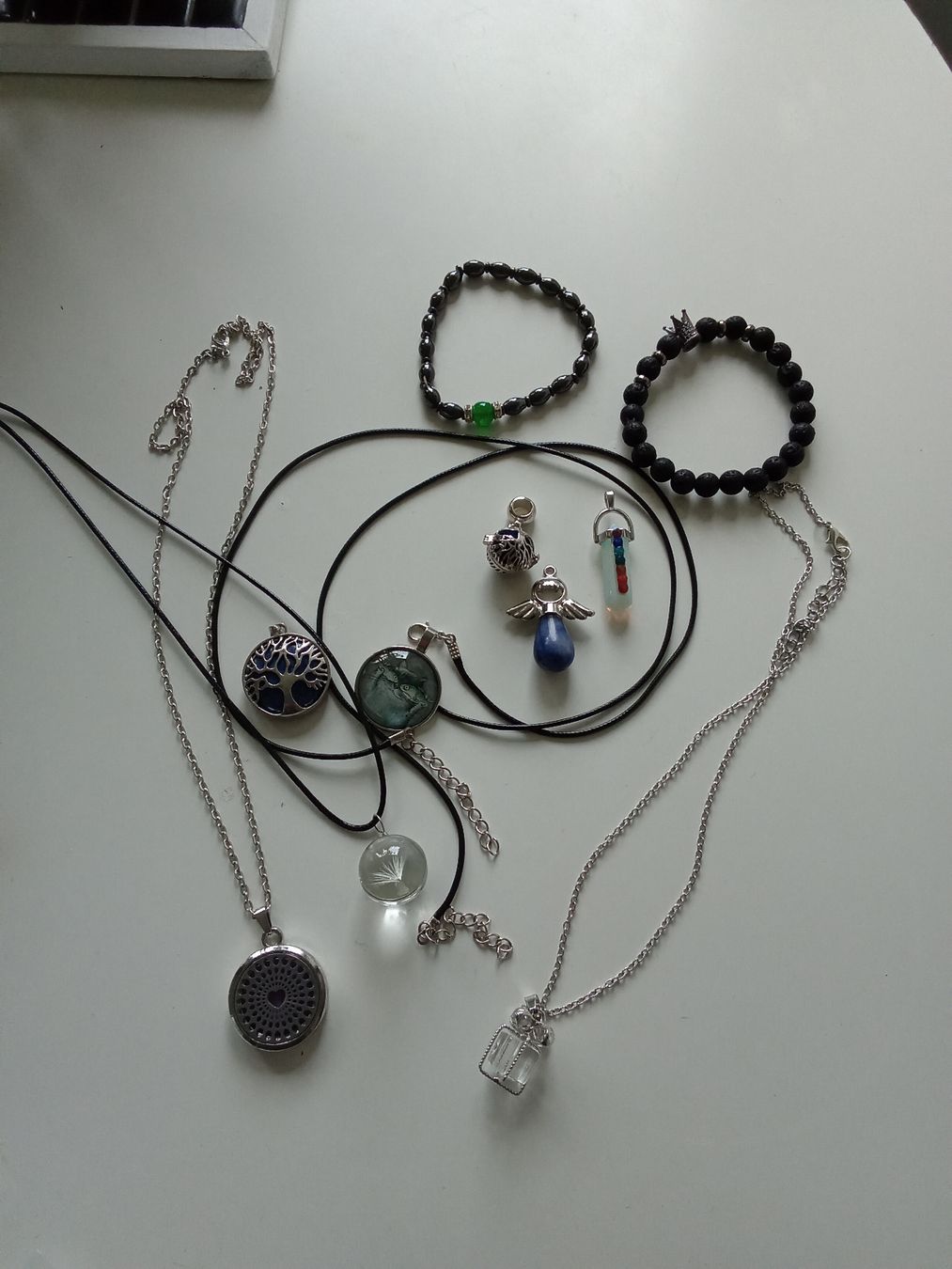 Altri gioielli: Set Modeschmuck neu – Nuovo (secondo la descrizione) da Oberengstringen venduto da Pepper6