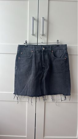 Jeansrock Damen schwarz Grösse 42, guter Zustand