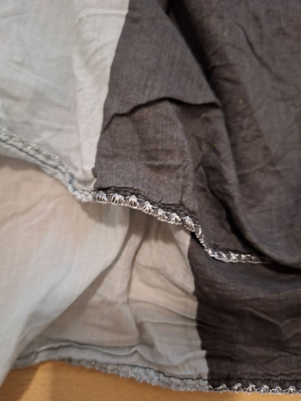 Foulard & Sciarpe: Wunderschöner Schal gestreift – Usato da Kreuzlingen venduto da ng3 2