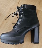 Schwarze Damenstiefel Gr. 41 - Perfekt für den Herbst!