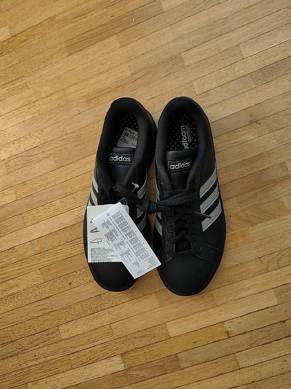 Scarpe da uomo: Turnschuhe  – Usato da Lyss venduto da Jason9527