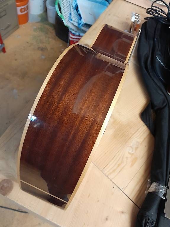 Strumenti musicali: Guitar clasique enfant – Usato da Lausanne venduto da EdwinBOSU 1