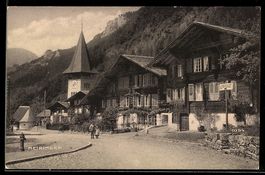 AK Meiringen, Straßenpartie mit Kapelle