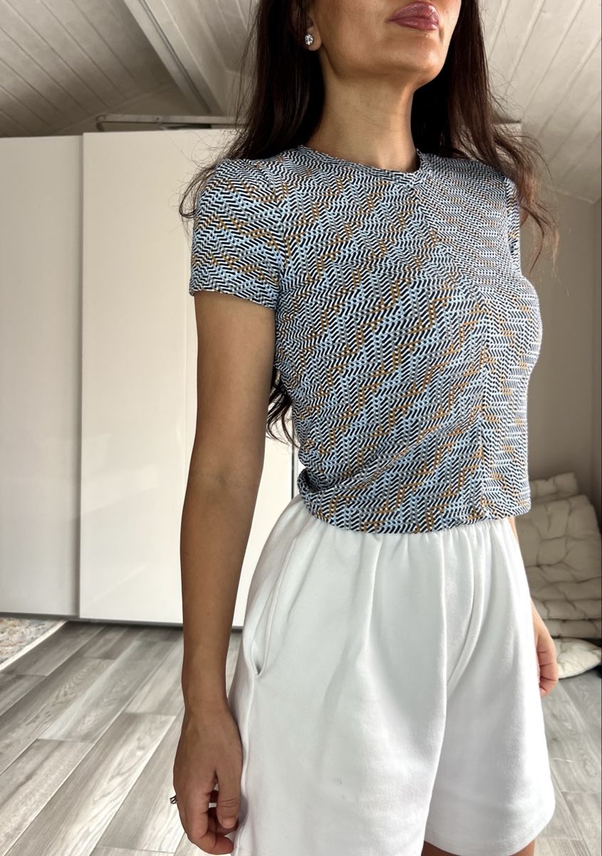 Zara Top: Zara Top, Patterned, size small - Like New! – Usato da Mendrisio venduto da gun_8gcm 1
