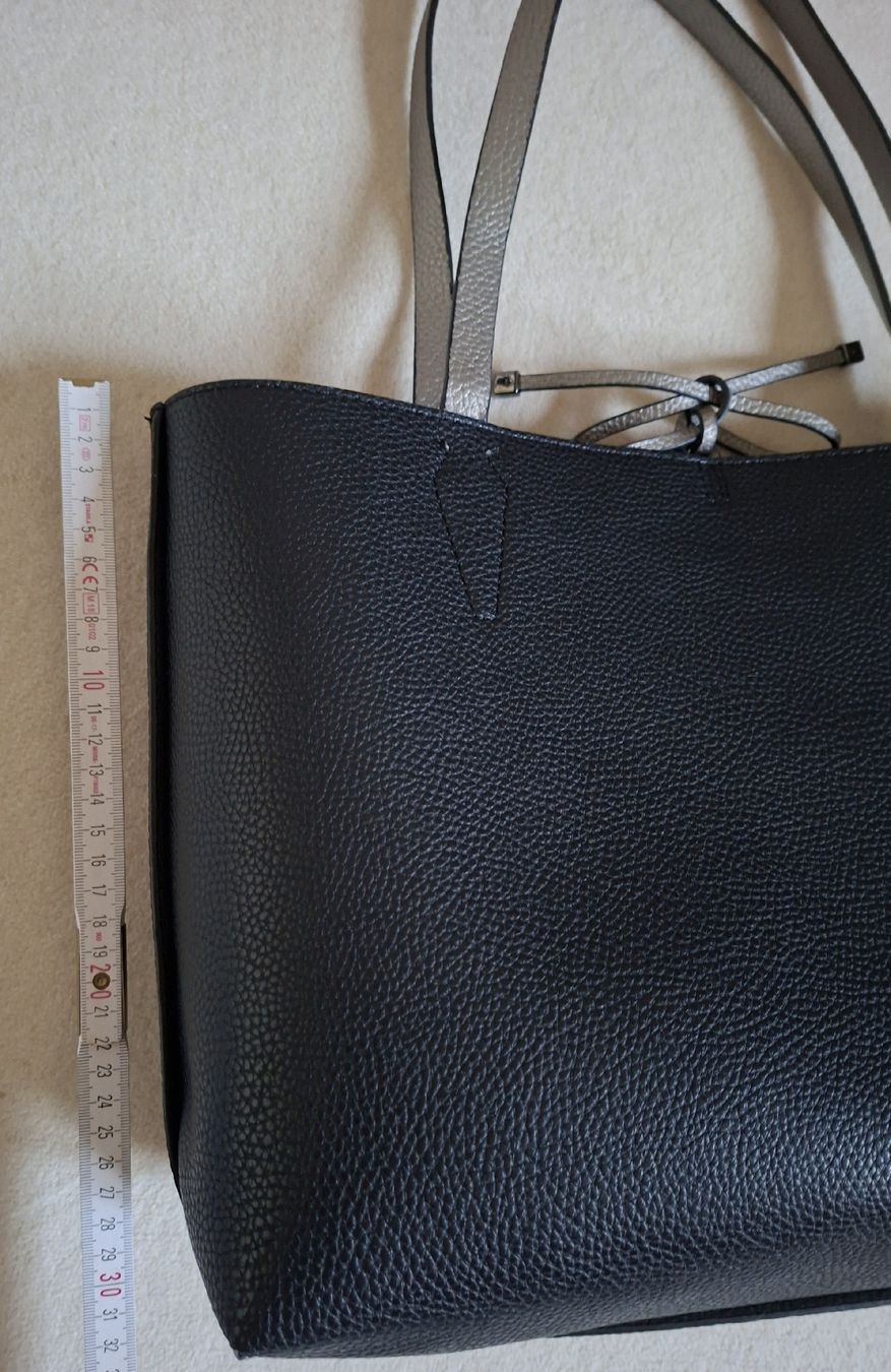 Guess Borse da donna: Guess Wende-Tasche schwarz/silber – Usato da Barzheim venduto da spitz01 2