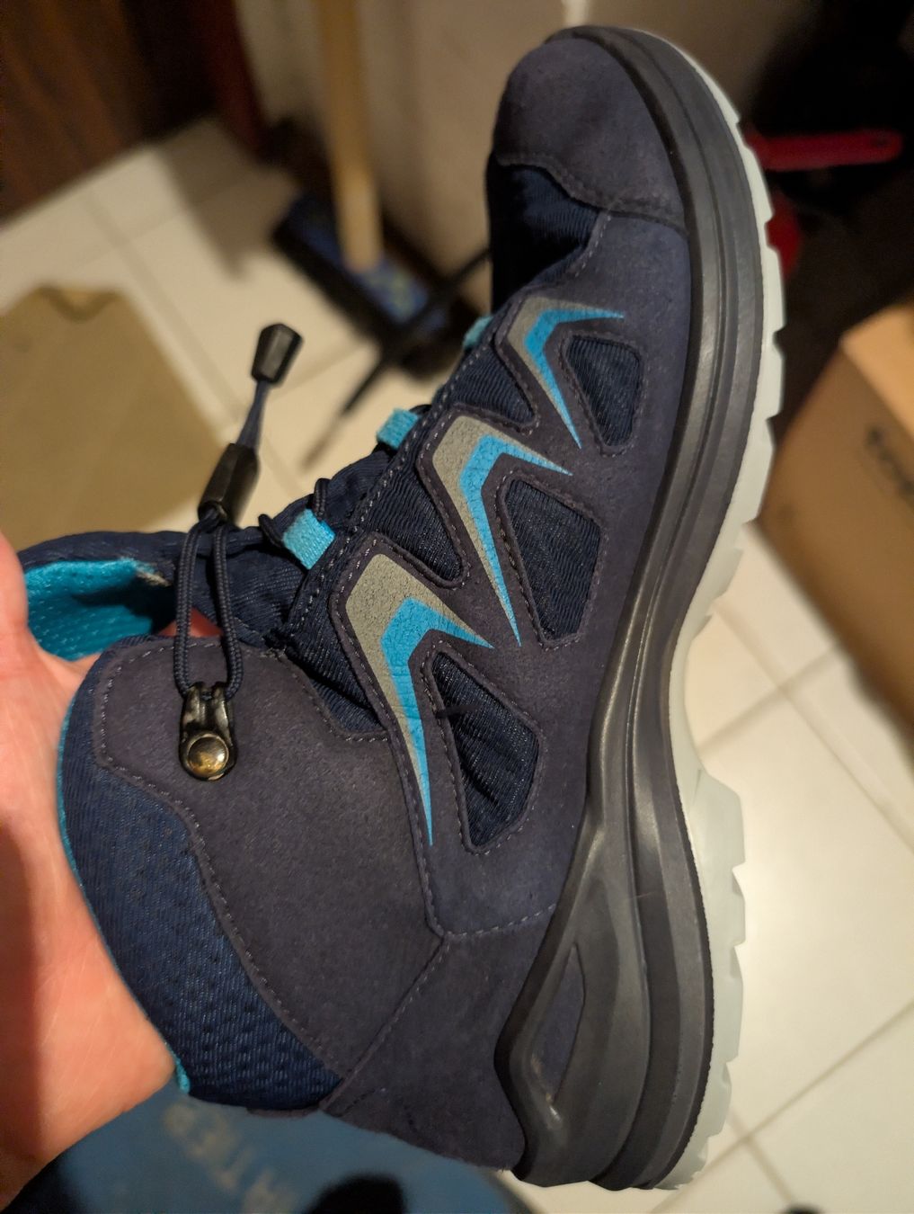 Lowa Scarpe per ragazzi: Lowa Wanderschuh Junior Grösse 40 – Usato da Büren an der Aare venduto da bbu22 3