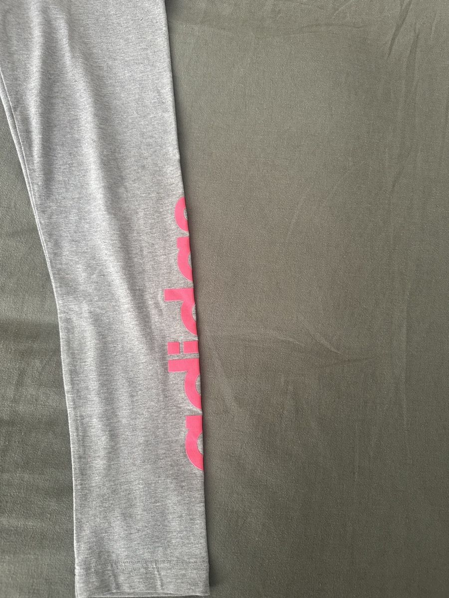 Adidas Collant & Leggings: Leggings Adidas Gris/Rose, taille : 170 – Nuovo (secondo la descrizione) da Clarens venduto da Riviera_Friperie 2