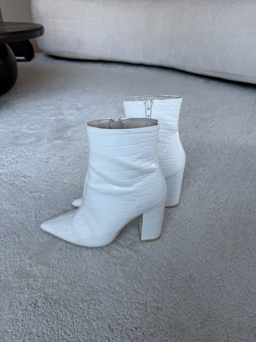 Scarpe da donna: White Ankle Boots, Size 36 – Usato da Dübendorf venduto da ilianalou 3