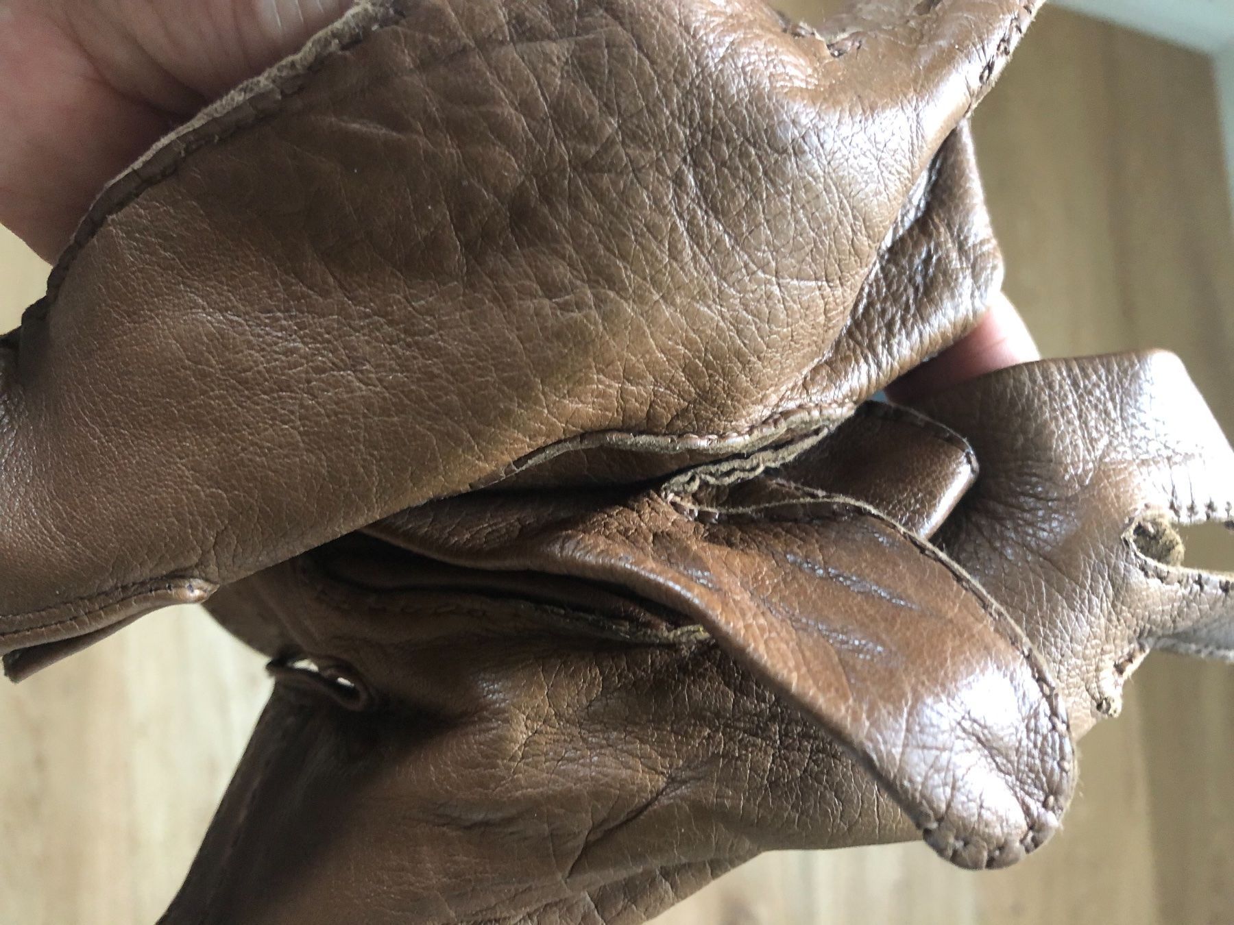 Guanti & manicotti: Leder Handschuhe Damen – Usato da Wädenswil venduto da dorodi 1