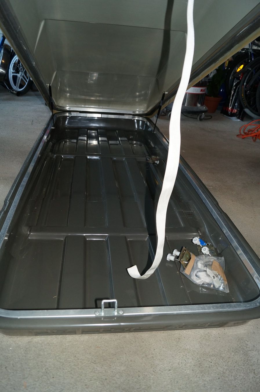 Box da tetto: Dachbox Top Box Combi – Usato da Adelboden venduto da psaz59 2