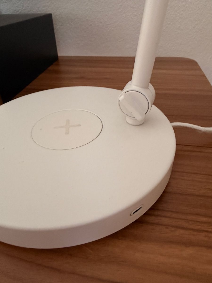 Ikea Lampade: Schreibtischlampe mit USB-C Anschluss und Ladepad – Usato da Staufen venduto da J.sant 1