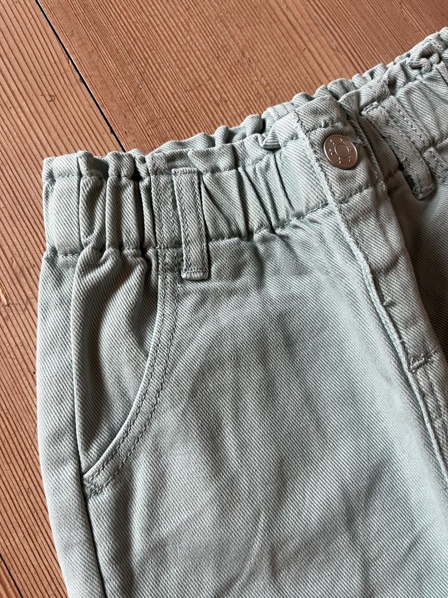 Manor Pantaloni: Mintgrüne Jeans Gr. 98 – Nuovo e nell'imballaggio originale da Horgen venduto da adrigas 1