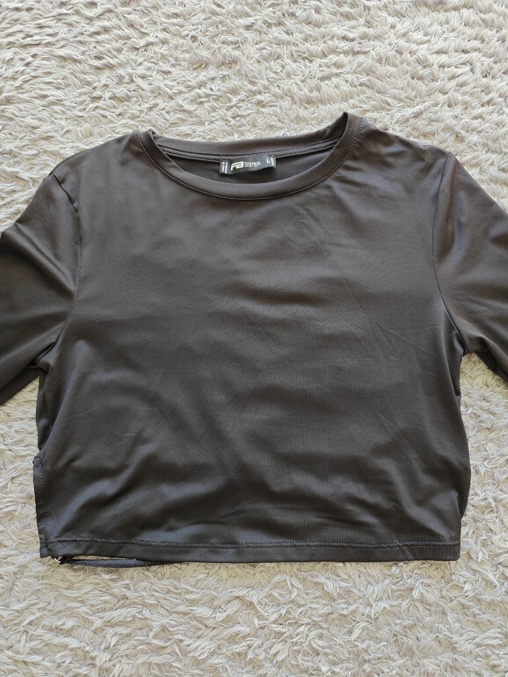 Top: Crop Top – Usato da Pieterlen venduto da Saemelili 1