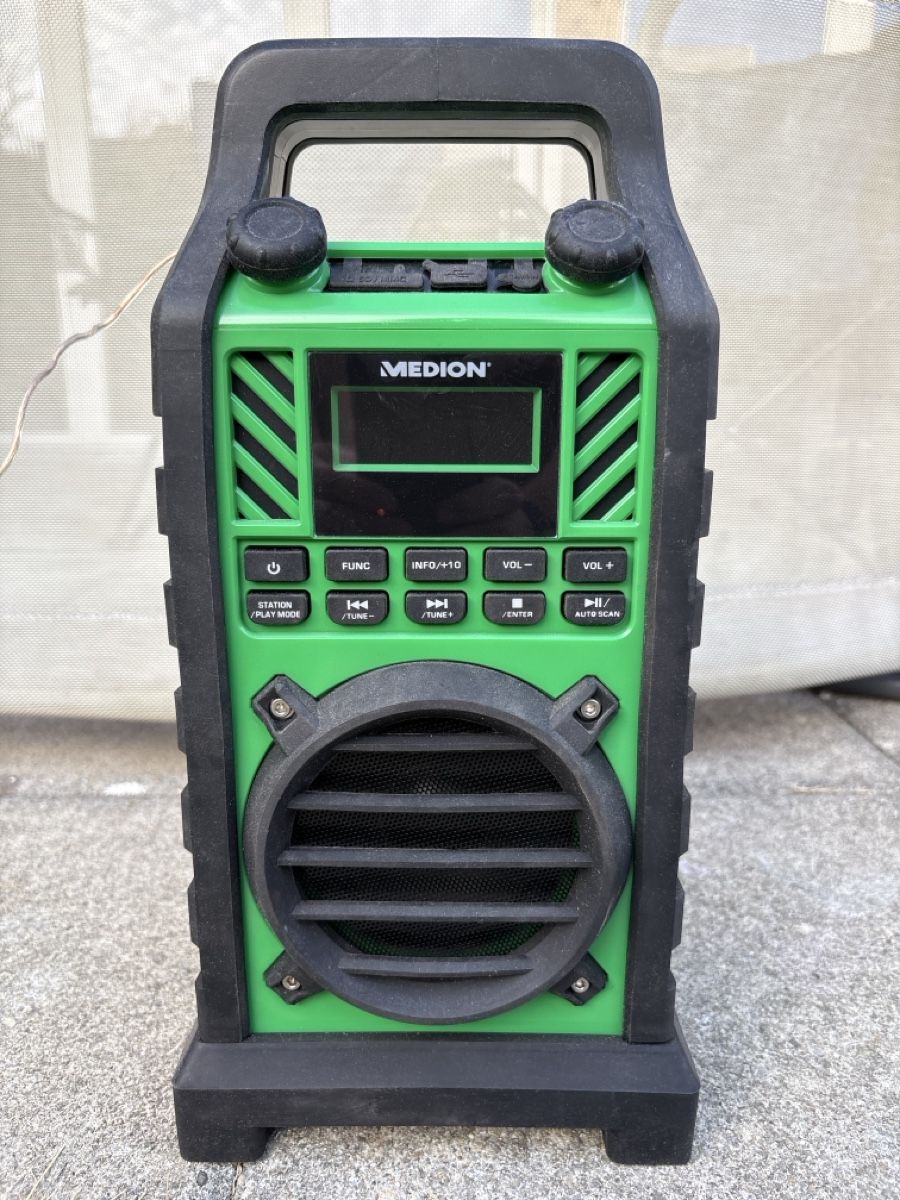 Medion Radios: MEDION DAB Radio – D'occasion à Boppelsen par Afirefighter