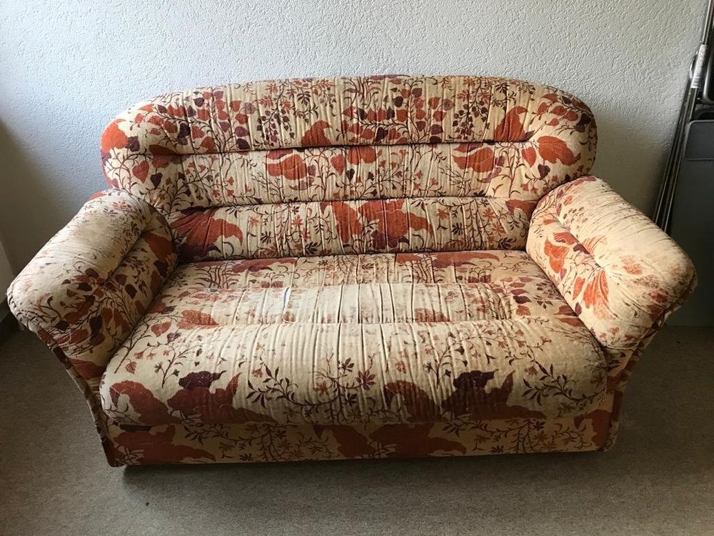 Nur bis 22.1. Vintage 80er Couch Sofa zum Restaurieren Kaufen