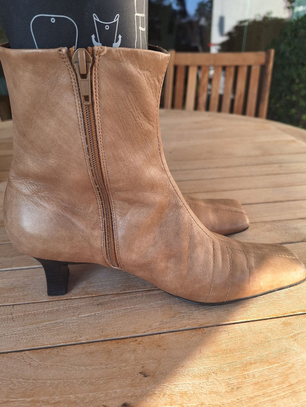 Bally Scarpe da donna: Lederstiefeletten Gr. 38,5 – Usato da Bassersdorf venduto da Makeje58 2