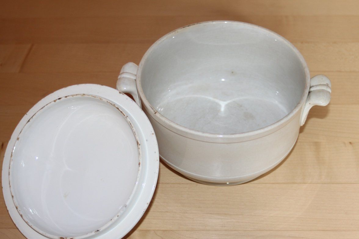 Ciotole: Alte Suppenschüssel mit Deckel D & C – Usato da Sumiswald venduto da Lottie22 1